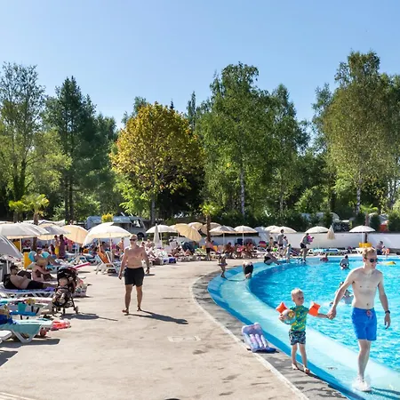 Campsite Hu Birkelt Village Larochette