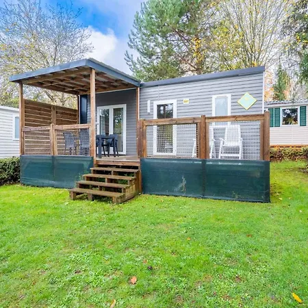 Hu Birkelt Village 4* ラロシェット