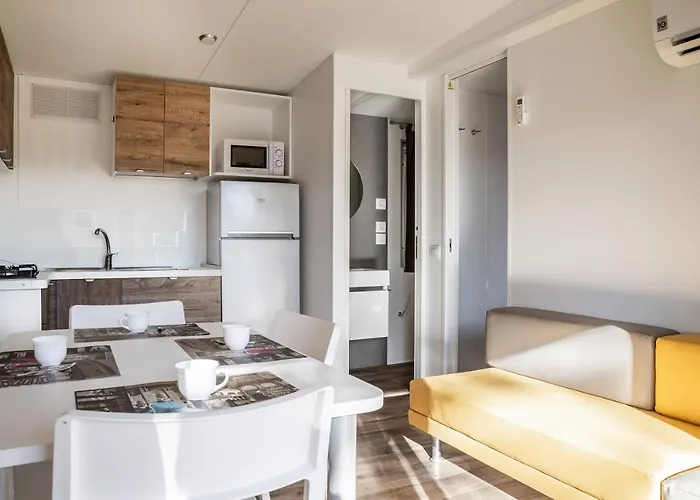 Camping Hu Birkelt Village