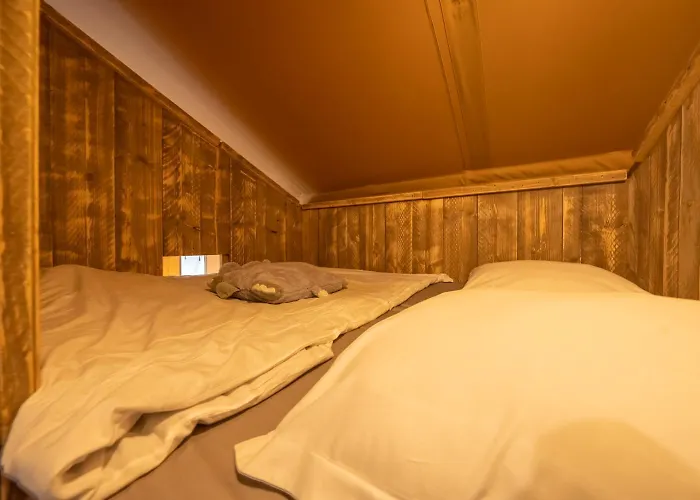 Hu Birkelt Village Camping 4*