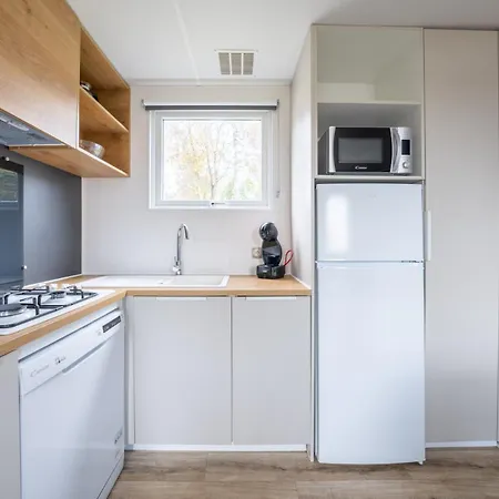 Hu Birkelt Village Campingplads 4*