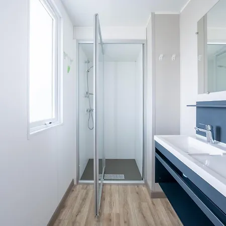 Hu Birkelt Village 4* 라로셰트