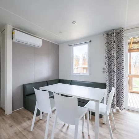 Kamp alanı Hu Birkelt Village 4*