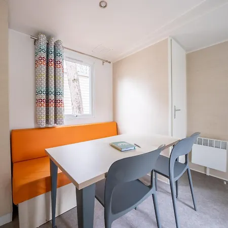 Hu Birkelt Village Camping 4*