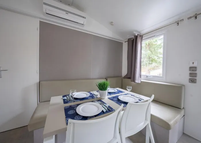 Hu Birkelt Village 4*