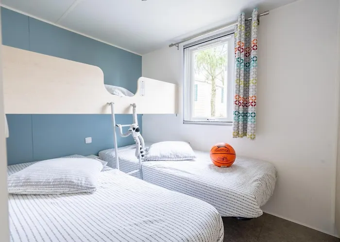 Hu Birkelt Village 4*