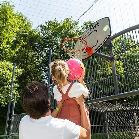 Hu Birkelt Village 4* Ларошетт