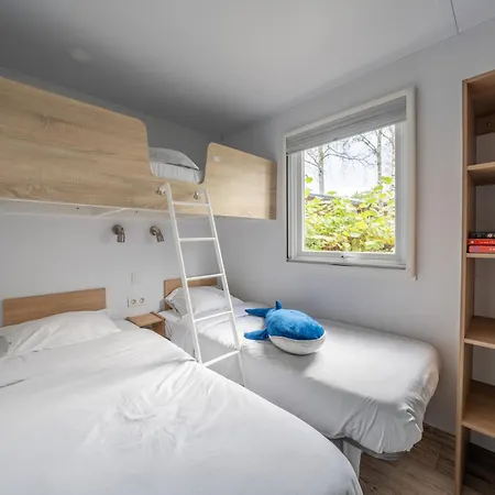 Hu Birkelt Village 4* Ларошетт